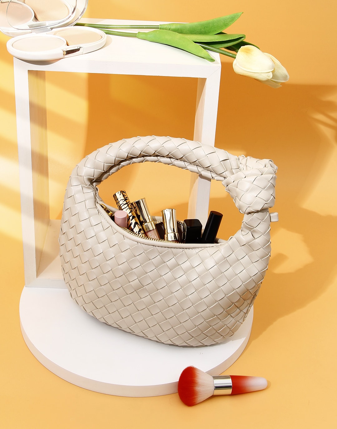 Handmade Women's Leather Woven Pattern Daily Bag